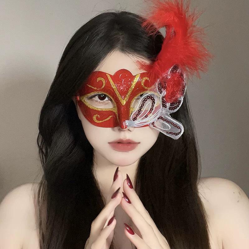 Сексуальная кружевная полумаска с перьями - аксессуар для макияжа на Хэллоуин и маскарада