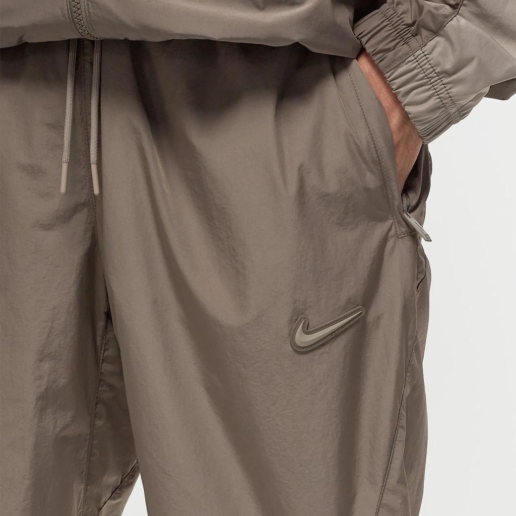 Nike Однотонные свободные повседневные брюки с эластичной резинкой на талии, мужские низы коричневого цвета FN7668-040