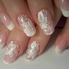 Trendy White French Flower Rhinestone False Nail Set with Glitter