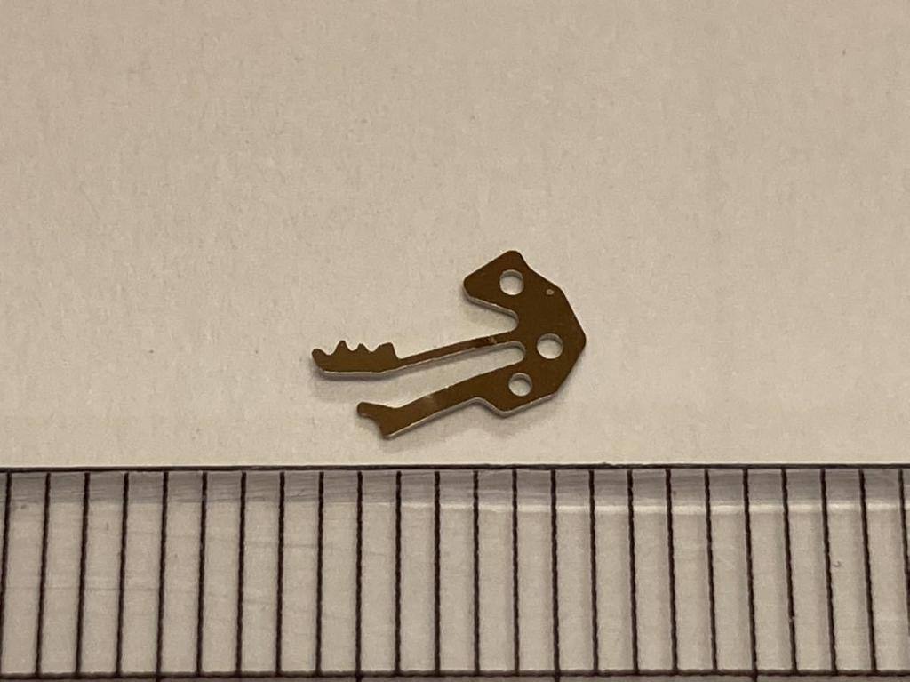 CITIZEN 1 mechanical watch backing 077-86, piece, part, plate.