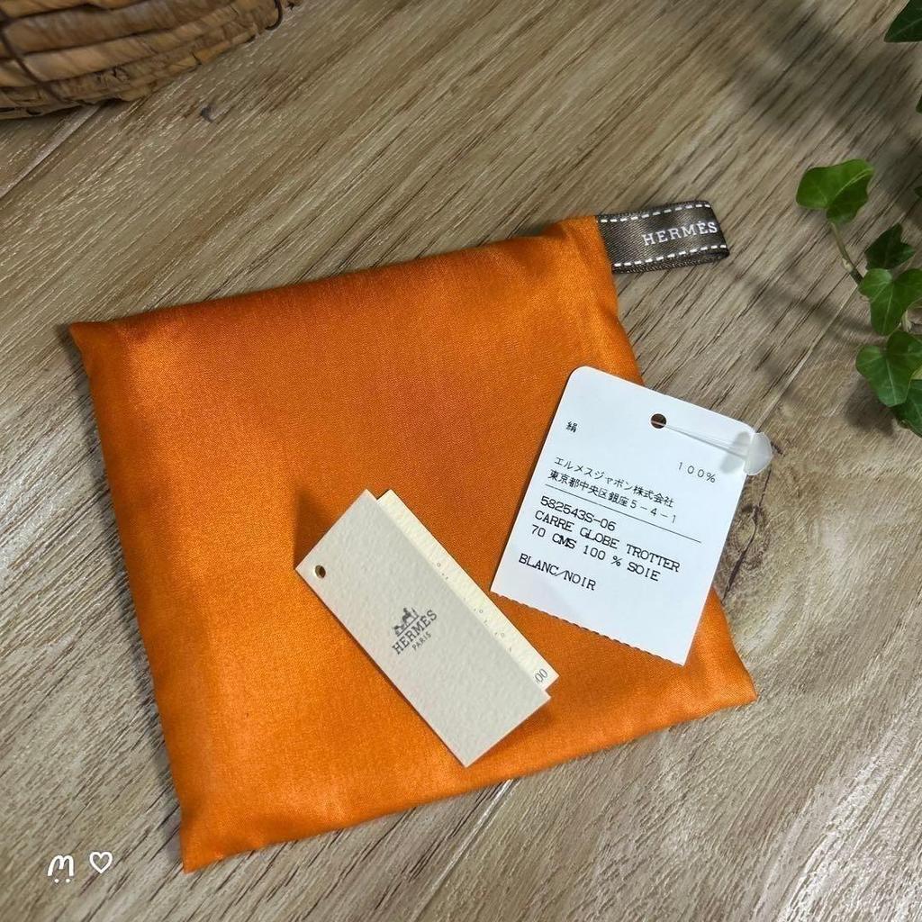 Б/у платок Hermes Carre 70 Ex-Libris Globetrotter из шелка Редкий с мешочком