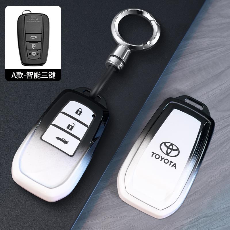 TPU Car Alloy Leather Key Case For Toyota Land Cruiser 200 300 Prado Crown TLK 200 Yaris Cross Hilux Innova Fortuner Camry 55