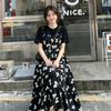Черное платье с принтом бантов женское летнее свободное скрывающее недостатки фигуры стройнящее на возрастное уменьшение маленький эффект двух pieces платье средней и большой длины