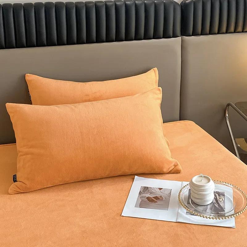 Velvet Fabric Pillowcase Bedding Sleeping Pillowcover High Quality Solid Color Pillow Cover Winter Warm Flannel Pillow Case