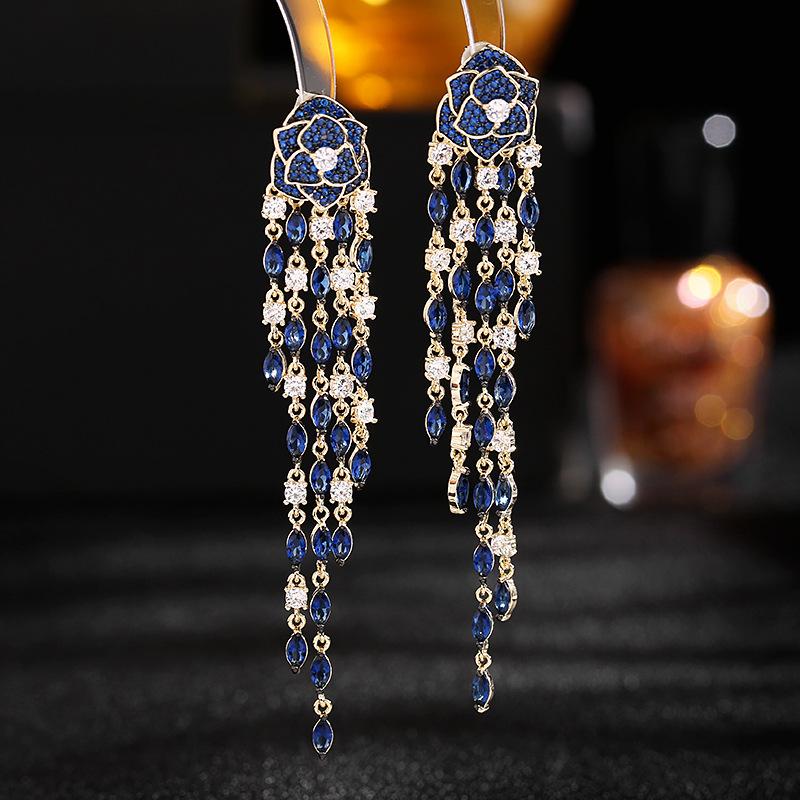Серьги 2024, трендовые серьги, тяжелые промышленные цветные серьги с цветком циркония, длинные кисточки, темпераментные серьги с камелией для ужина, женские серьги
