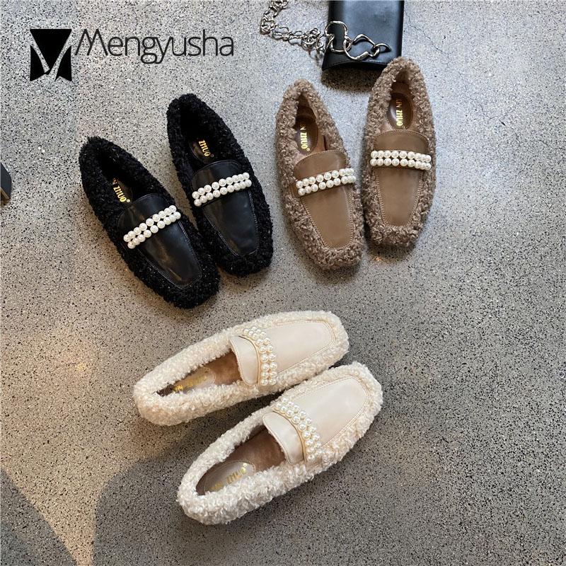 Модные туфли на плоской подошве из овечьей шерсти с квадратным носком, зимние меховые туфли для беременных женщин, балетки с бусинами, мокасины из вьющейся овечьей шерсти