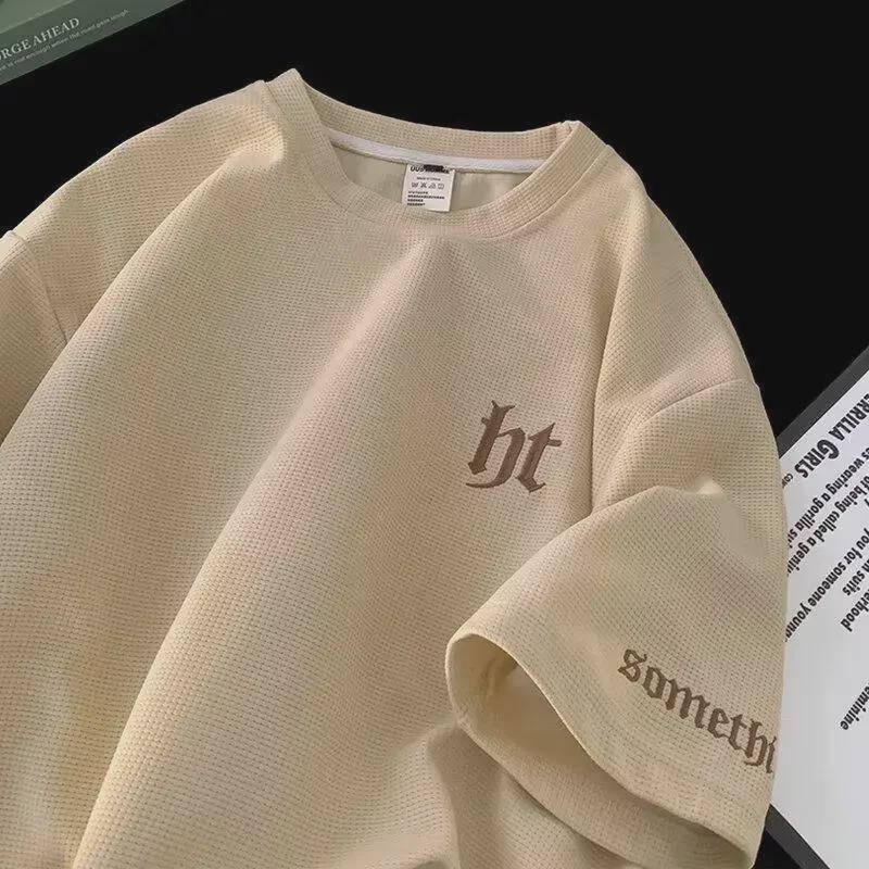 Мужская футболка с короткими рукавами из плотной вафельной ткани — модная, универсальная, повседневная, с вышитым дизайном