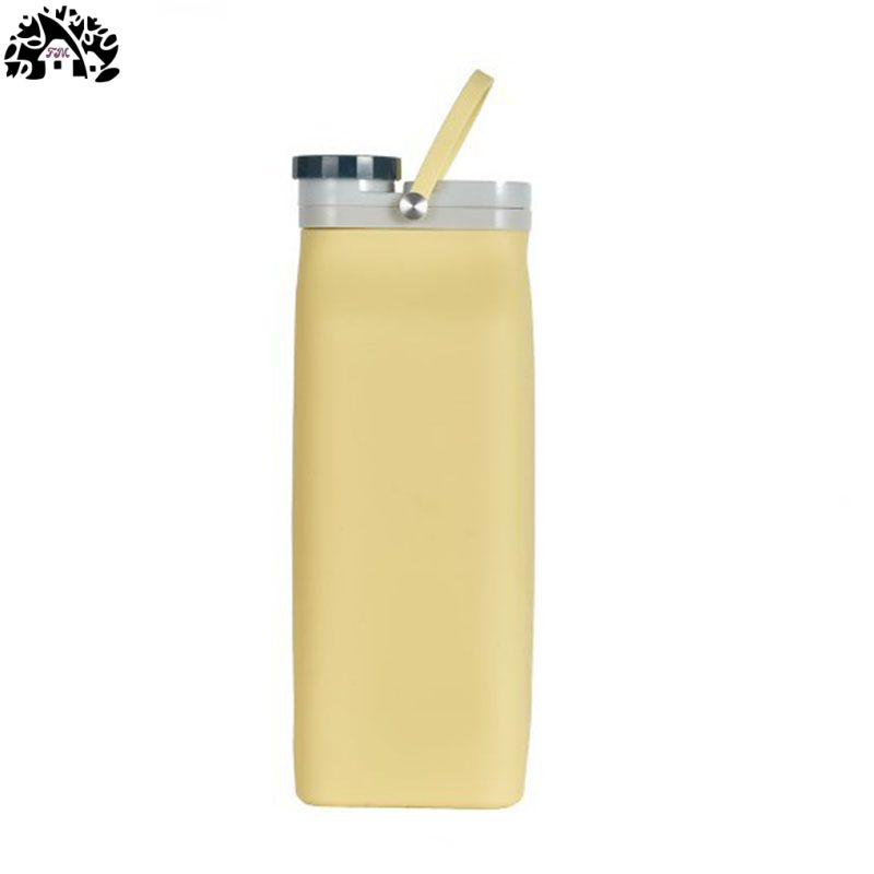 Collapsible water bottle, BPA-free - 20oz collapsible water bottle, travel and sports water bottle, triple leak-proof, lightweight.