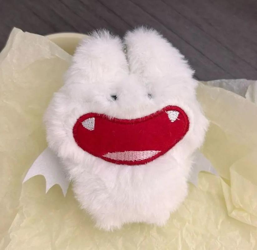 10cm Kawaii Bat Plush Toys Keychain Cute White Black Cartoon Bat Animal Stuffed Doll Soft Keyring Bag Ornaments Gifts