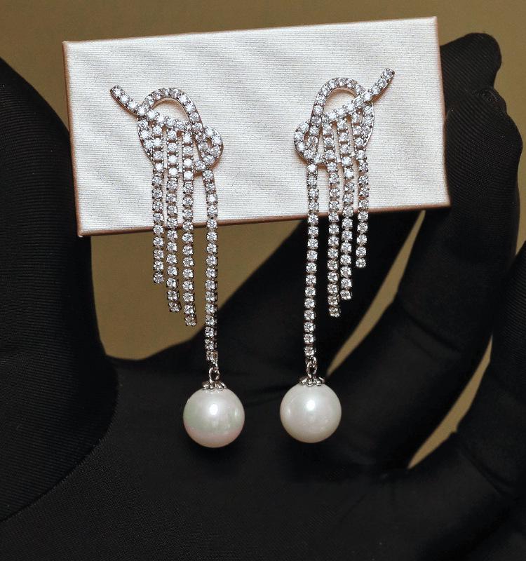 Серьги-кисточки с бриллиантами в виде цветков «Серебряная игла» класса люкс 2025 - Элегантный европейский и американский стиль для женщин