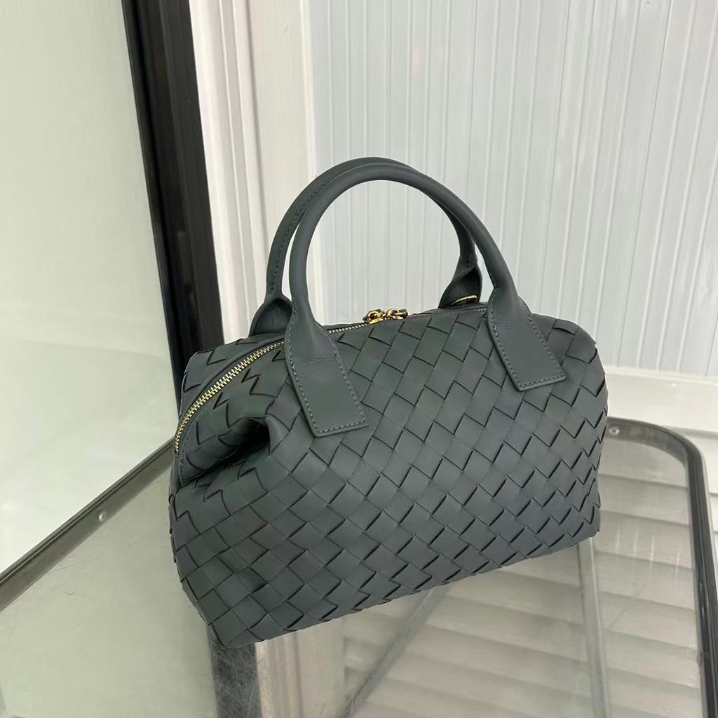 Cowhide Woven Bowling Bag Vintage Tote Bag Boston Bag Large Capacity Handbag Single Shoulder Crossbody Leather Women's Bag