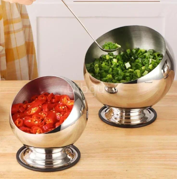 Stainless Steel Oblique Sauce Bowl with Lid Spherical Bowl Hot Pot Buffet Seasoning Basket Bowl Jar Plate Container Salad