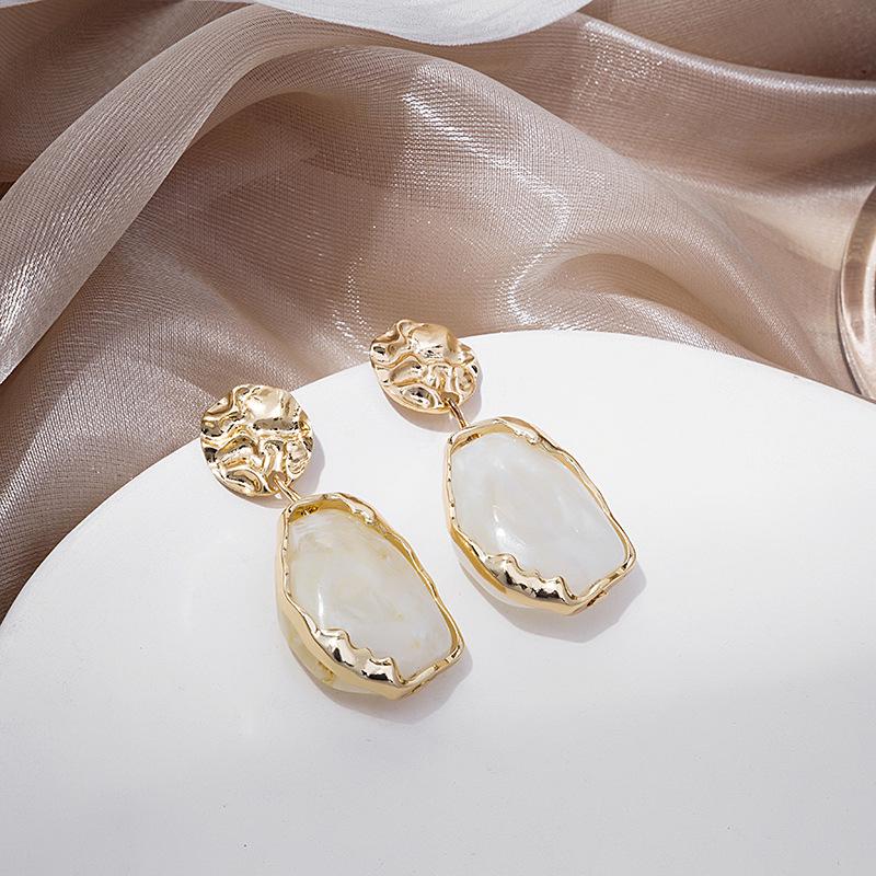 Серебряные игольчатые трехцветные геометрические серьги в стиле ретро: Украшения в стиле французского минимализма в Гонконге