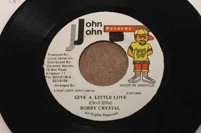 Пластинка 7 дюймов BOBBY CRYSTAL - Give A Little Love NONE John John Recor 2000 Ямайка Регги, Ска и Даб Б/у