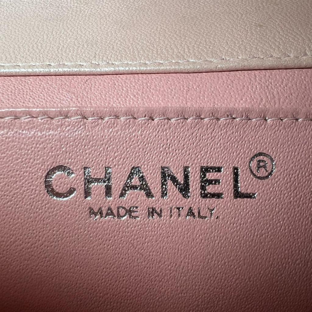 CHANEL lambskin CHANEL19 Shoulder Bag Chain wallet lambskin pink Women A69900 Used