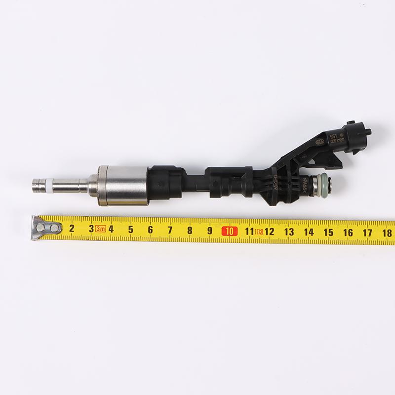 Fuel Injector For Ford Fiesta C-MAX Focus Galaxy Fusion Escape 1.6 ST Volvo 0261500155 CJ5G-9F593-AA CJ5G-9F593-AB Engine Parts