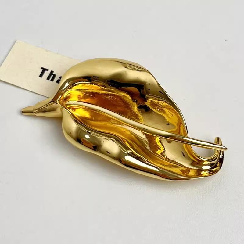 Винтажная металлическая брошь в форме цветка с листьями для женщин, уникальная, изящная, булавка-корсет для костюма, модный аксессуар, праздничное украшение