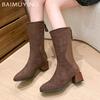 Зимние женские высокие сапоги на толстой подошве из замши на среднем каблуке, модная обувь 2024 года, классические сапоги до середины голени, дизайнерские туфли-лодочки Botas De Mujer