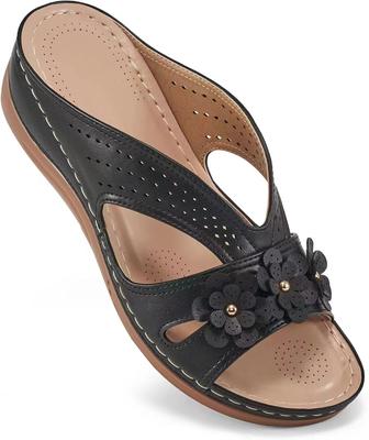 Мода 2024 Новые женские босоножки на танкетке с открытым носком Летняя мода с леопардовым принтом Дышащие удобные босоножки Женские пряжки Женская обувь