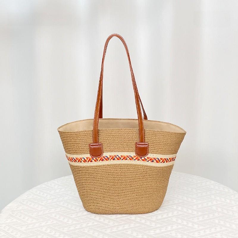 Large Capacity Woven Bag For Beach Vacation With Zipper Closure And Pocket