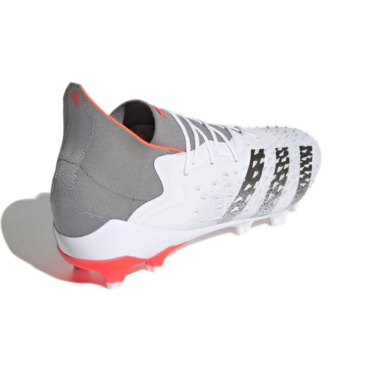 adidas Predator Freak.1 AG Demonskin — белые солнечные красные мужские кроссовки облачно-белые железно-металлические FY6254
