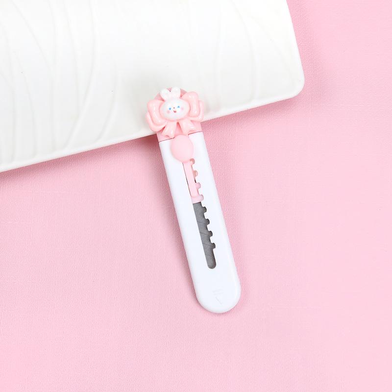 Милый мультяшный мини-нож для студентов — портативный, небольшого размера для распаковки, резки бумаги и многого другого