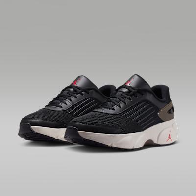 Мужские кроссовки Jordan TRUNNER FLOW Беговая обувь Мужские низкие Черный/Университетский красный/Паломино/Фантомно-серый