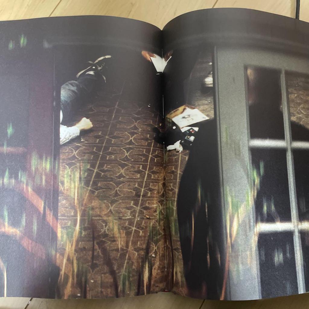 [Б/У] Художественная книга, посвященная Курту Кобейну, редкая, больше не издавалась, фотоальбом, поврежденный солнцем