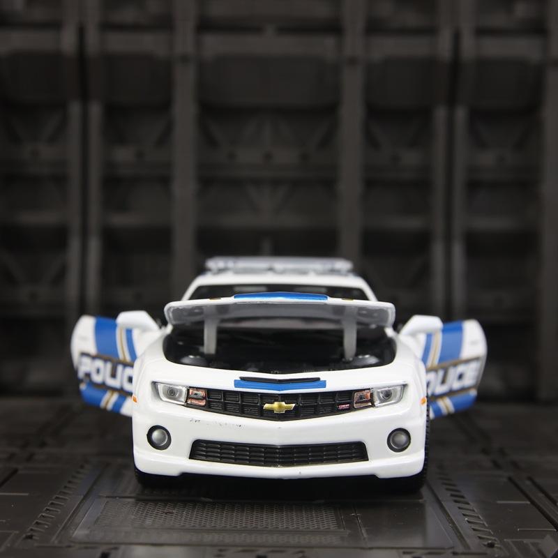 Майсто 1:24 Chevrolet Camaro SS RS 2010 Литые модели автомобилей и игрушечные транспортные средства Модель автомобиля Масштабная миниатюрная модель автомобиля Для детей