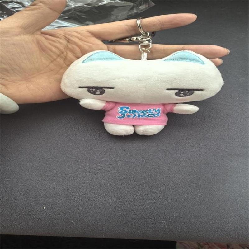 Kawaii Kitten Plush Keychain, Cute Cat Plushie Toy for Bag Charm, Couple Gifts Accessories