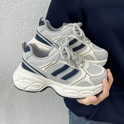 Женская обувь – Кроссовки