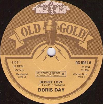 7-дюймовая пластинка DORIS DAY - Secret Love / Whatever Will Be Will OG9091 Old Gold 1980 UK Pop Б/у