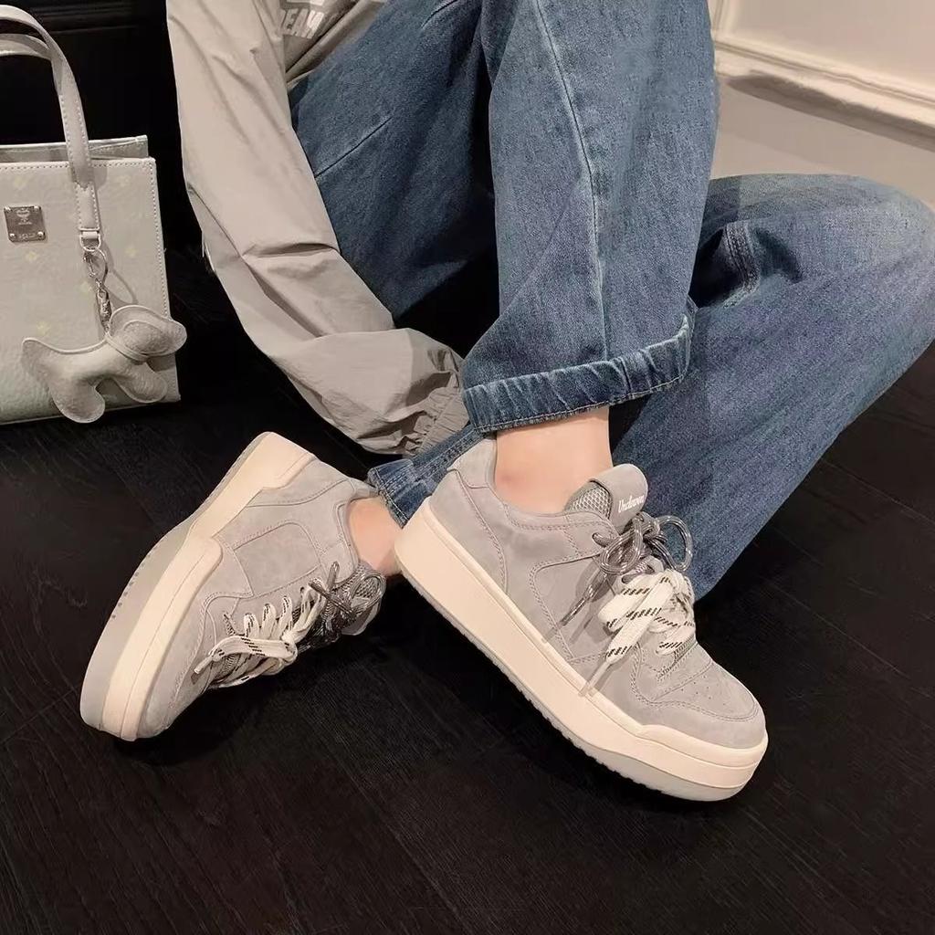 Platform White Shoes Women's 2025 Spring New Versatile Height Increase Casual Sports Shoes Fashion Muffin Popular Board Shoes