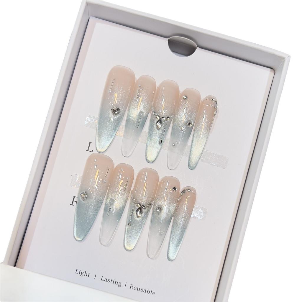 Summer Fresh and High-end Green Cat Eye French Diamond Nail Art Removable Nail