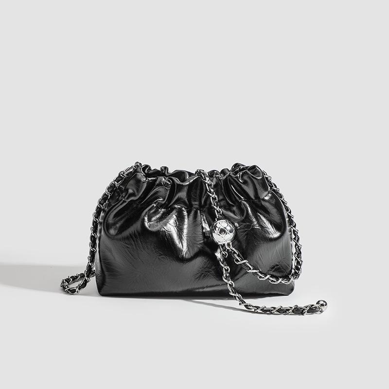 Simple Solid Color Bucket Bag Pleated Cloud Bag Versatile Commuter Armpit Bag One-shoulder Crossbody Bag