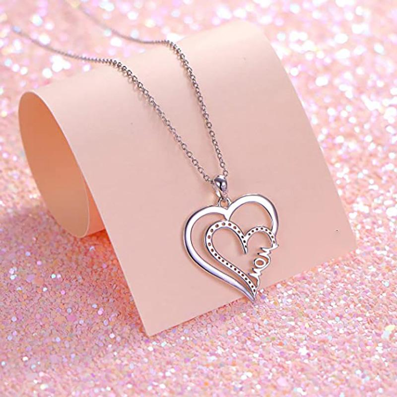 Beating Heart Necklace, Female, Small Sweet Potato, The Same Heart-Shaped Pendant Chain, A Mother'S Birthday And Mother'S Day Gift.