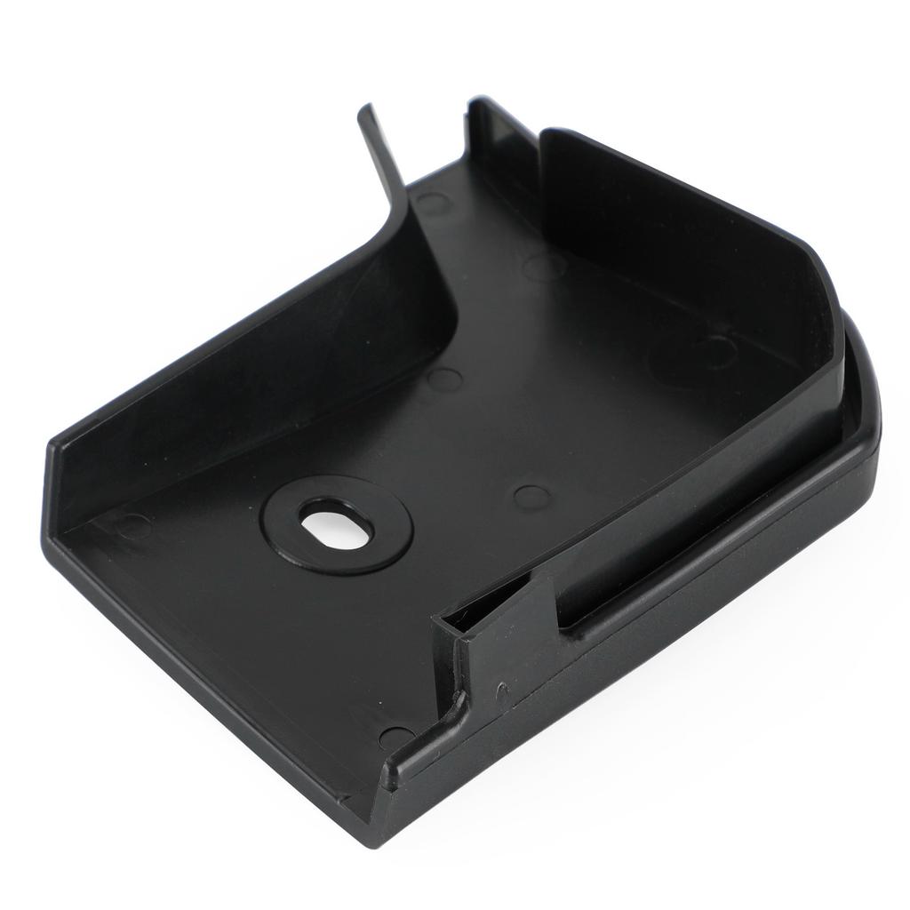 Заглушка порога O/S 1771885 для Ford Fiesta MK7