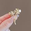 Pearl Flower Brooch Women'S Design Sense Niche Suit Corsage Autumn And Winter Rhinestone Coat Accessories Neckline Pin
