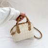 Fashionable Minimalist Shell Bag Stylish Crossbody For Casual Daily Commuting