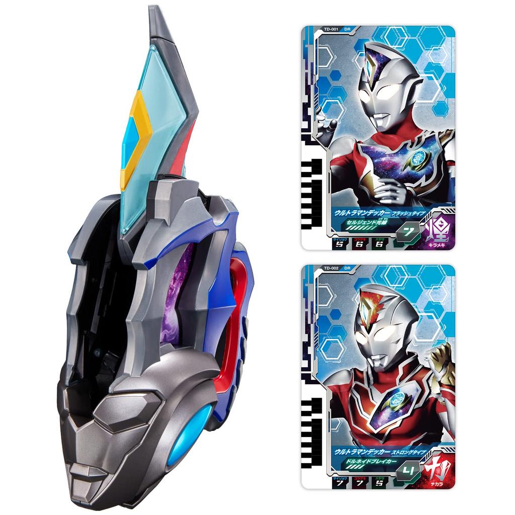 Бонус за покупку Ultraman Decker DX Ultra D Flasher включает 3 золотых Ultra Dimension [Bandai] (Ранние карты)