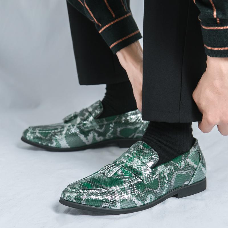 Luxury Designer New Men's Tassel Snakeskin Patent Leather Casual Driving Shoes Formal Wedding Dress Homecoming Zapatos Hombre
