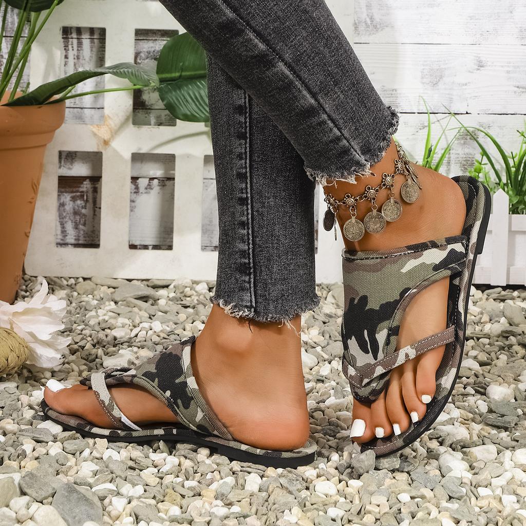 Модные женские тапочки 2025 Новые пляжные удобные туфли Женские тапочки на плоской подошве в этническом стиле Принтованные сандалии в римском стиле Шлепанцы Женские