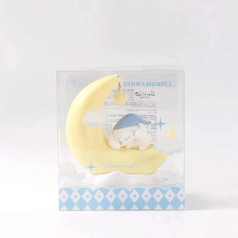 MINISO Genuine MINISO Sanrio Night Light Cinnamoroll Kuromi Kawaii Animation Soft Warm Light Decoration LED Bedside Lamp  USB