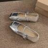 Small Single Shoes 2025 New Women's Spring Flat Bottom with Skirt Mary Jane Shoes Soft Sole French Beanie Shoes