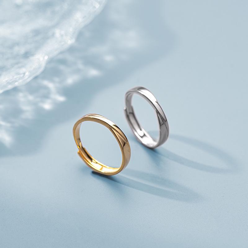 Кольцо Мебиуса Banyan Tree S925 Silver с регулировкой для женщин