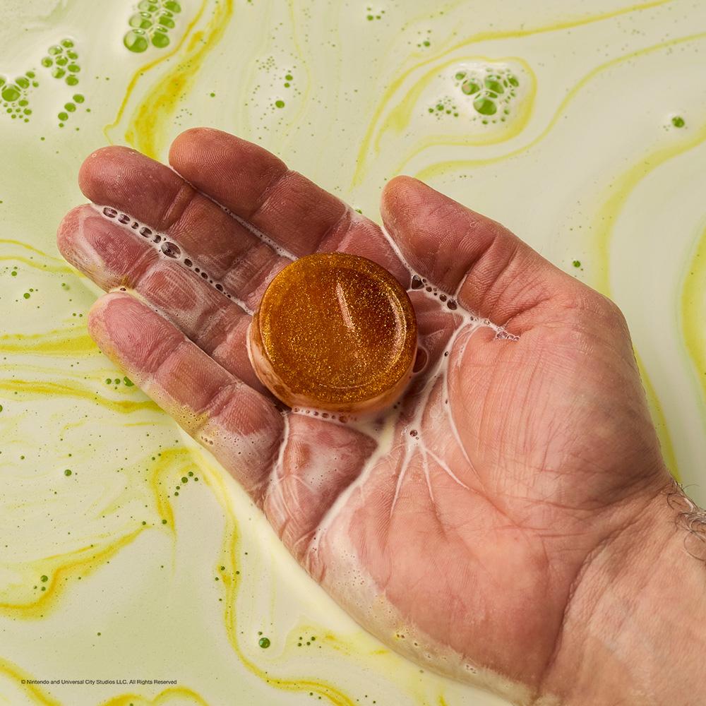 [Lush] Яйцо Йоши 330 г Бомбочка для ванны - Ограниченное издание, коллаборация с Марио