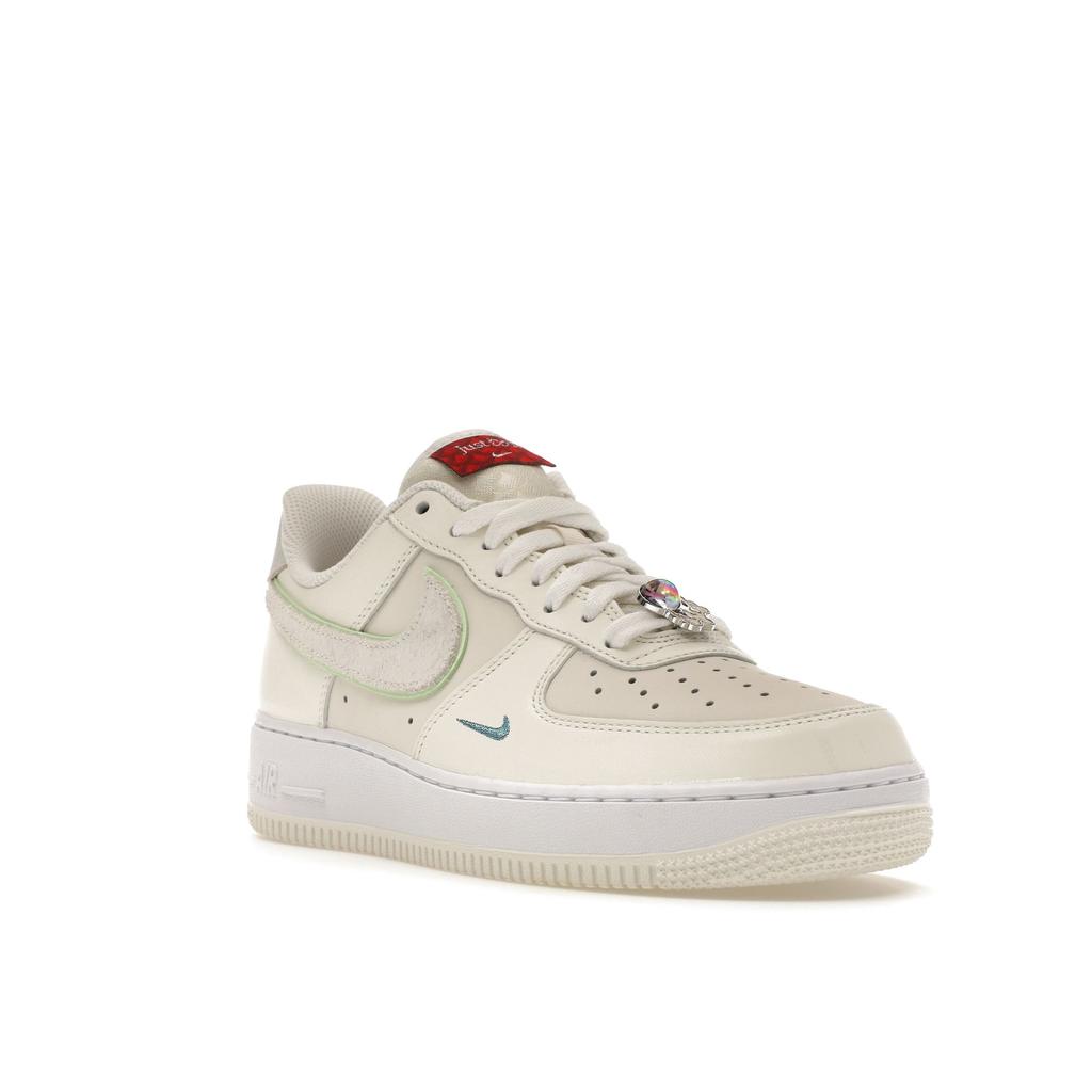 Nike Кроссовки унисекс Air Force 1 07 Year of the Dragon Cream Sail Vapor-Green FZ5052-131