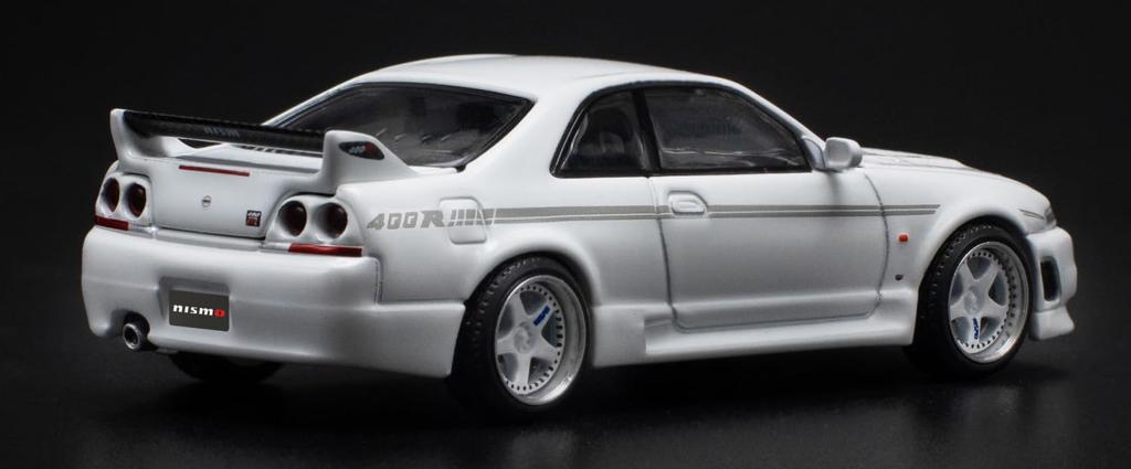 POP RACE NISSAN R33 NISMO 400R WHITE Готовый продукт 1/64 GT-R -