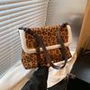 Leopard Print Shoulder Bag for Women Versatile Armpit Bag Large Capacity Casual Shoulder Bag New for Autumn and Winter