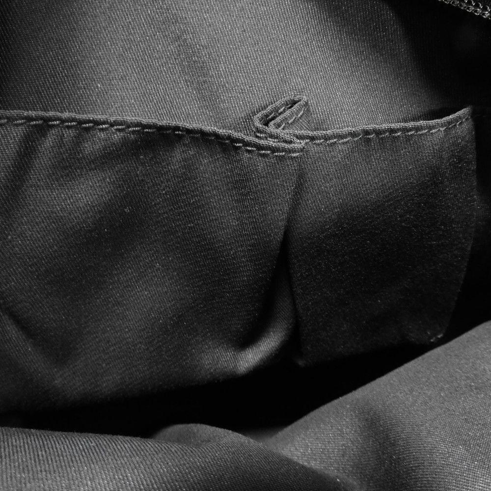 Used GG Canvas Messenger Bag 9539 256100 7921 Calfskin Crossbody with Embossed Logo, Black Men's from Japan AUTHENTIC